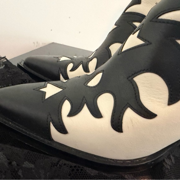 Dolce Vita Black and White western country cowboy Ankle Boots - Picture 6 of 8